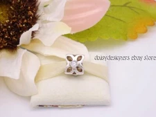 NEW Authentic Pandora Silver Clear LATTICE FLOWER 4 Petal Charm 790444ACZ RETIRE