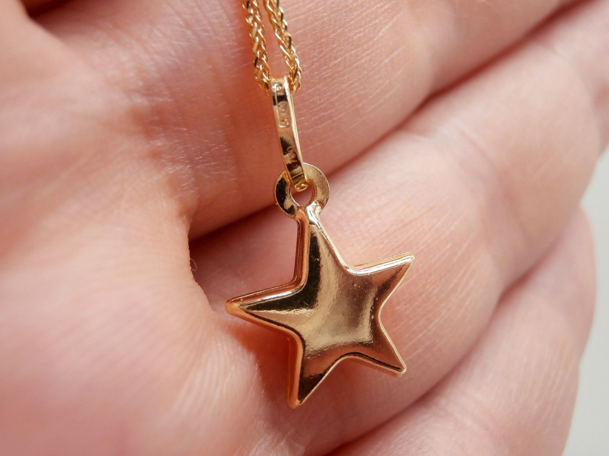 18k Gold Star Pendant with laser rope type chain - Made in