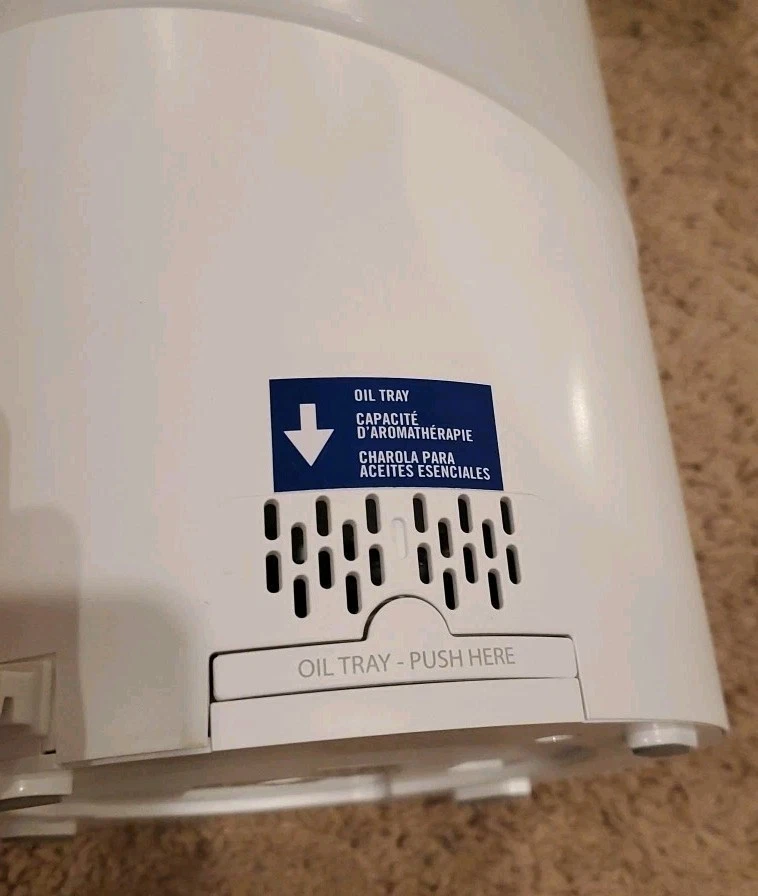 Humidificador ultrasónico redondo Mainstays Cool Mist con luces de aroma blanco NO PROBADO Foto 3 de 4