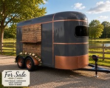 Vintage Horse Trailer Mobile Bar Concession Coffee Ice Cream Dessert Events