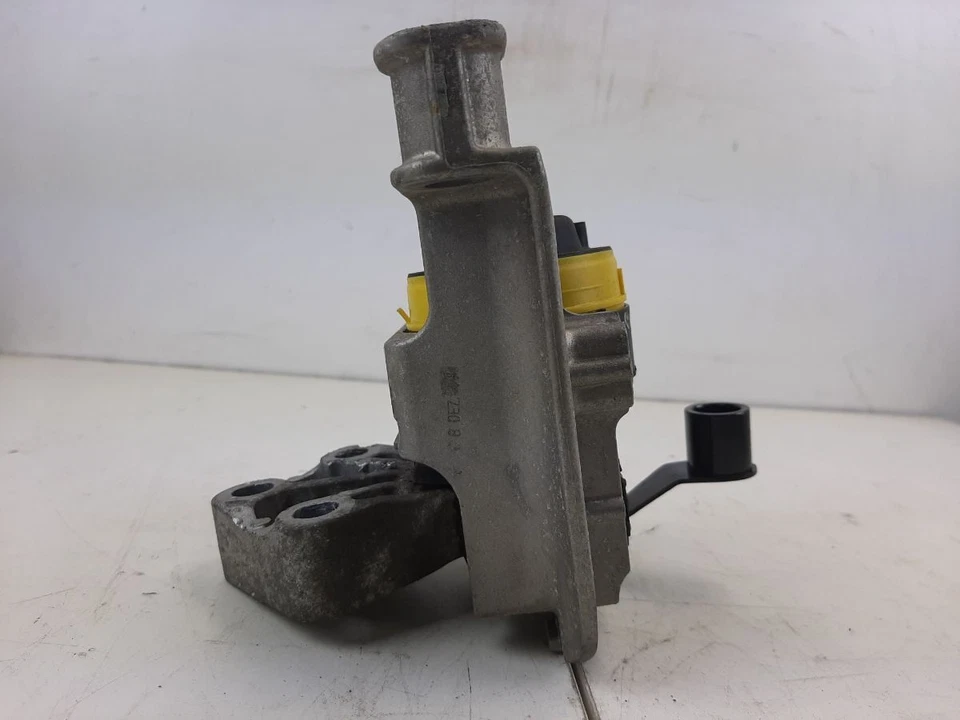 FORD Puma Titanium Mhev 2021 Engine Mount L1BG6F012BB - Image 4 of 4