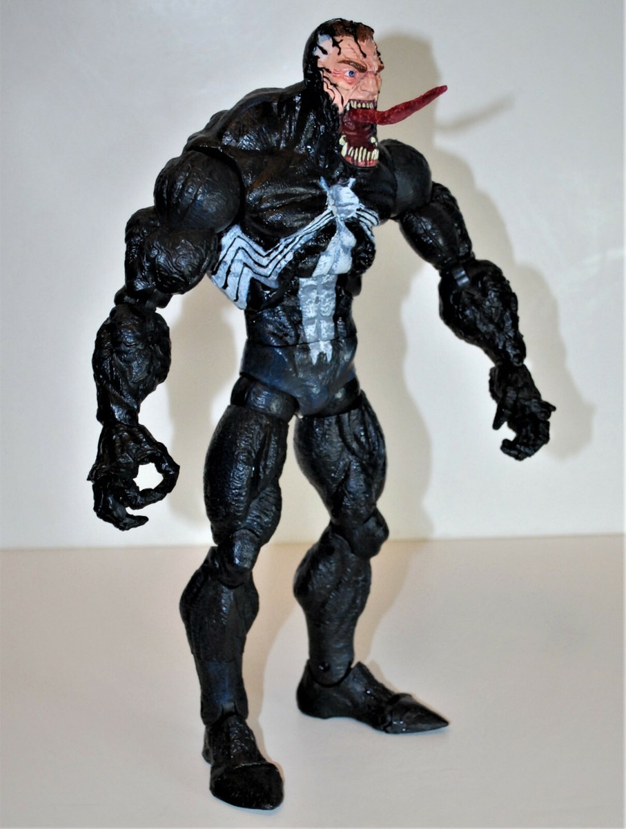 MARVEL LEGENDS VENOM ICONS フィギュア Amazon.com: MARVEL LEGENDS ICONS VENOM COLLECTOR'S EDITION