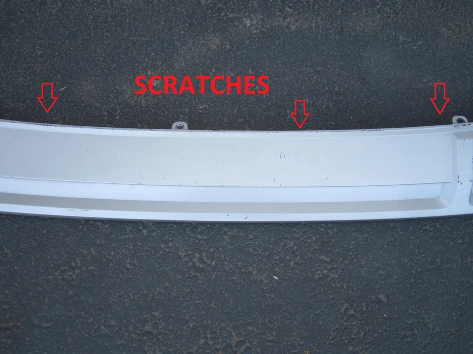 aa206226 Audi E-Tron 2019 2020 2021 2022 parachoques trasero cubierta moldura inferior OEM Foto 4 de 4