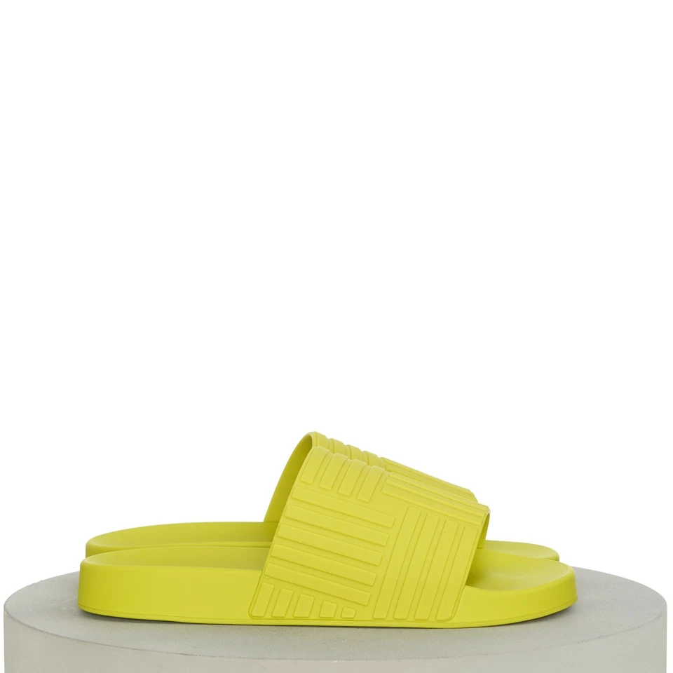 BOTTEGA VENETA 520$ Slide Sandals - Kiwi Green Rubber, Men's Pool - Image 2 of 4
