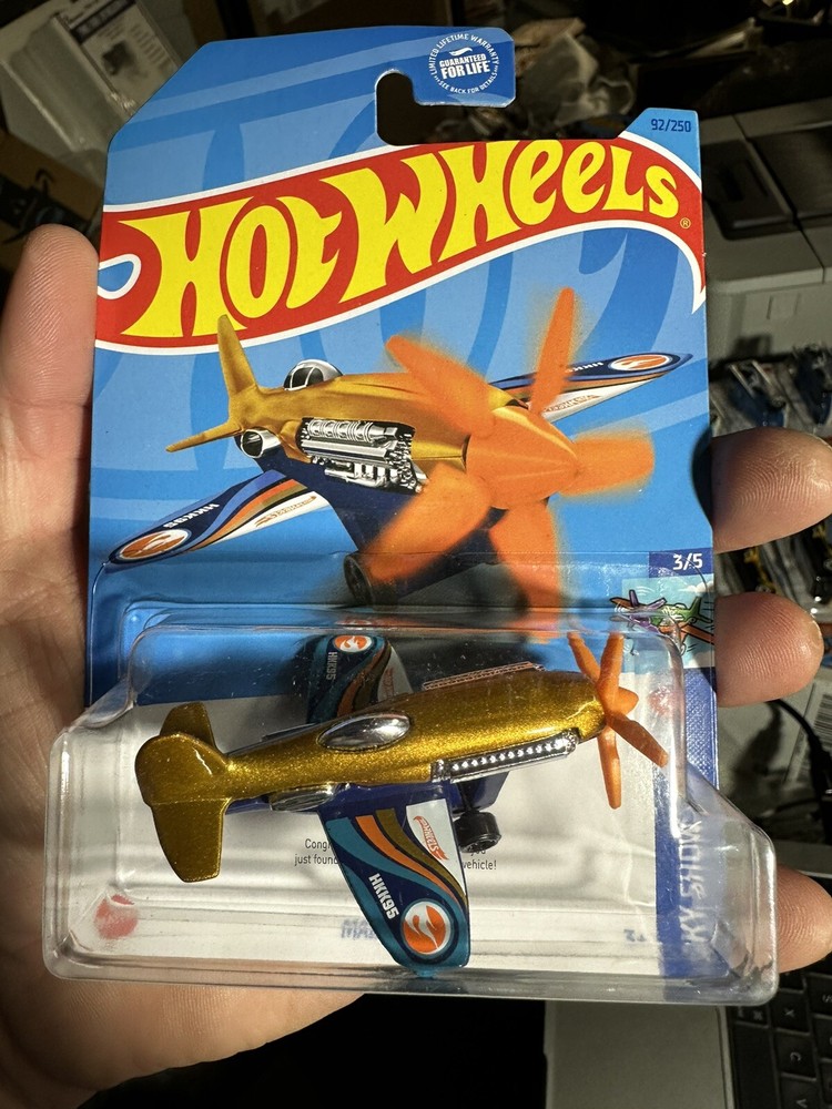 Hot Wheels TREASURE HUNT Mad Propz  92/250 2023
