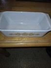Pyrex Gold Butterfly Loaf Pan 913  9 .5 X 4. 5 X 2.5 Made In USA Bakeware VTG