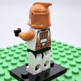 LEGO&reg; Clone Bomb Squad Trooper Minifigure (Phase 1) 7913 Exc Cond (sw0299)