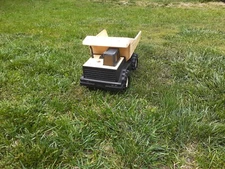 Tonka Classic Dump Truck 