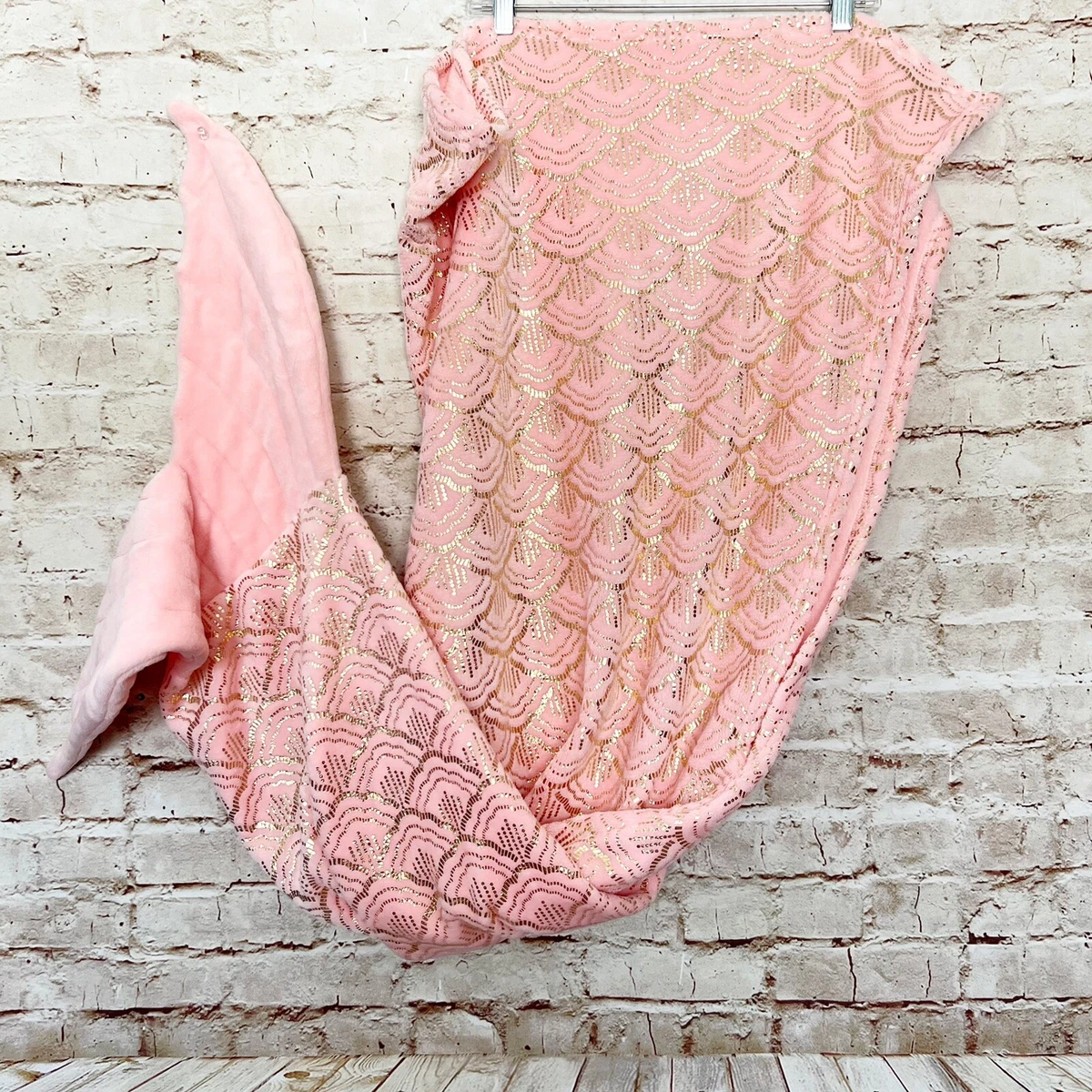 Pillowfort mermaid shop tail blanket