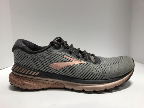 brooks adrenaline gts 20 womens size 10