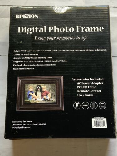 Bpidion 7" TFT LCD Faux Wood Finish Digital Photo Frame SDP-704C 480x234 - Picture 2 of 5