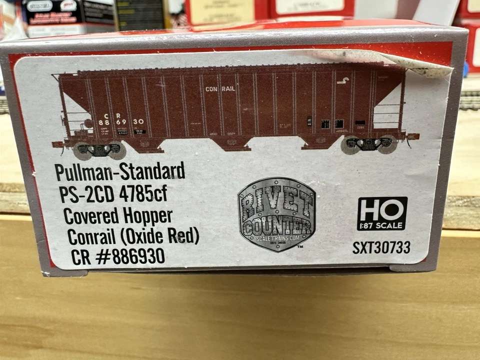 Scaletrains Rivet Conrail Pullman Standard PS-2CD 4785cf Covered Hopper #886930 - Image 2 of 2