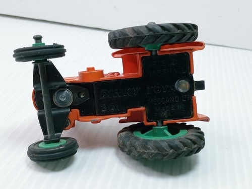 Vintage Dinky Toys #301 Field Marshall Tractor With Green Wheels Variant - Picture 5 of 6