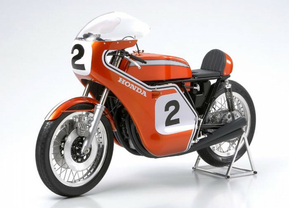 Tamiya 1/6 Scale Honda CB750 Collectors Club Special Semi