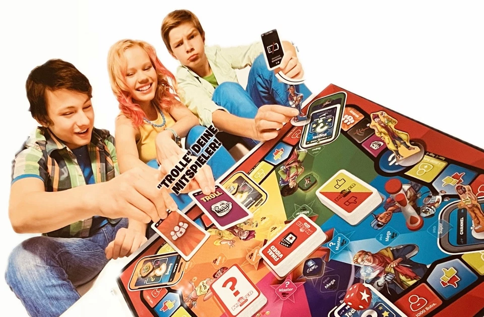 Go Master Brettspiel Youtuber Gesellschaftsspiel Board Jugend Kartenspiel 8J OVP - Bild 3 von 4