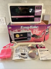 Vintage 1997 Kenner Easy Bake Oven Snack Center with Box and Accessories