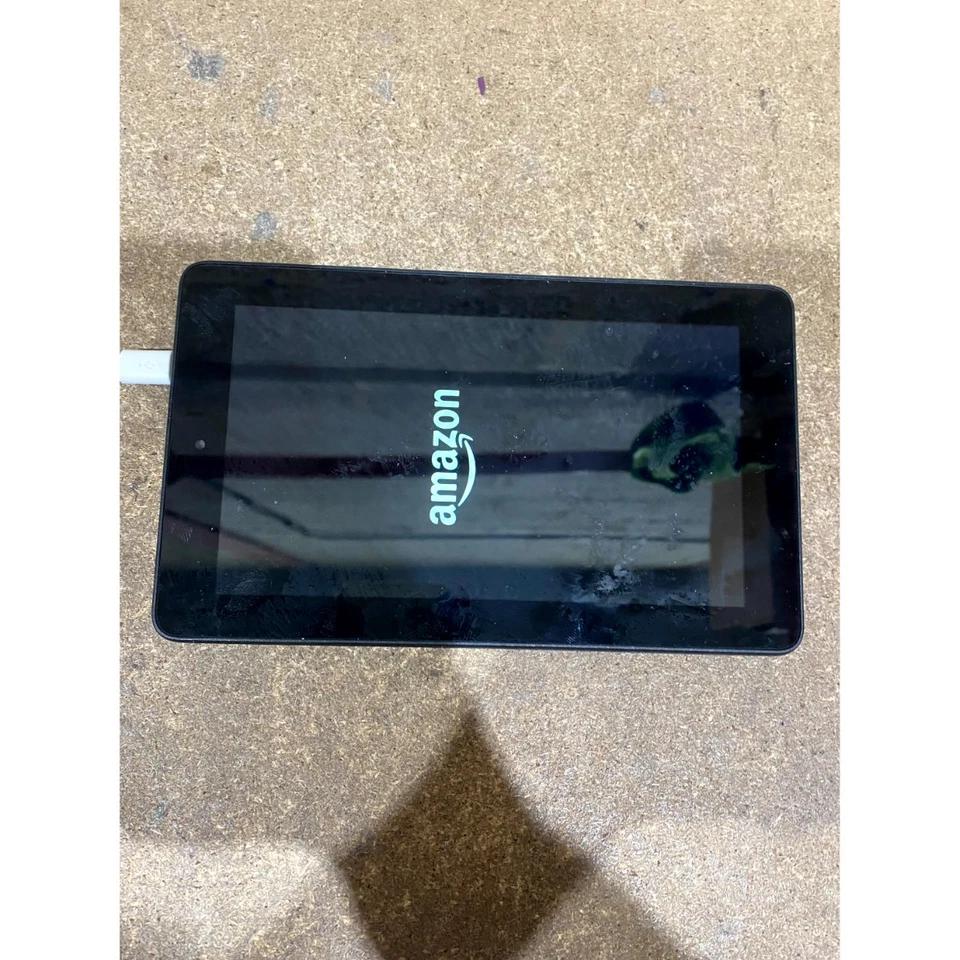 Amazon Kindle Fire (5th Gen) SV98LN Android Tablet Black 7.0" LCD 2MP (1GB+8GB) - Image 3 of 4