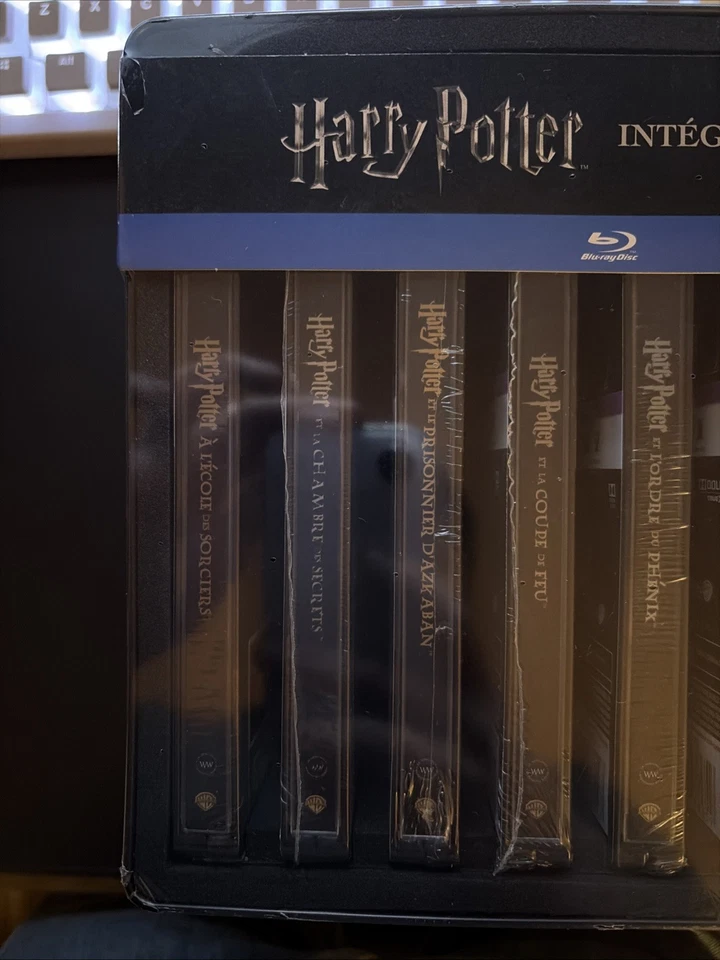 Harry Potter Complete 8-Film Steelbook Collection Blu-Ray French Exclusive - Image 2 of 4