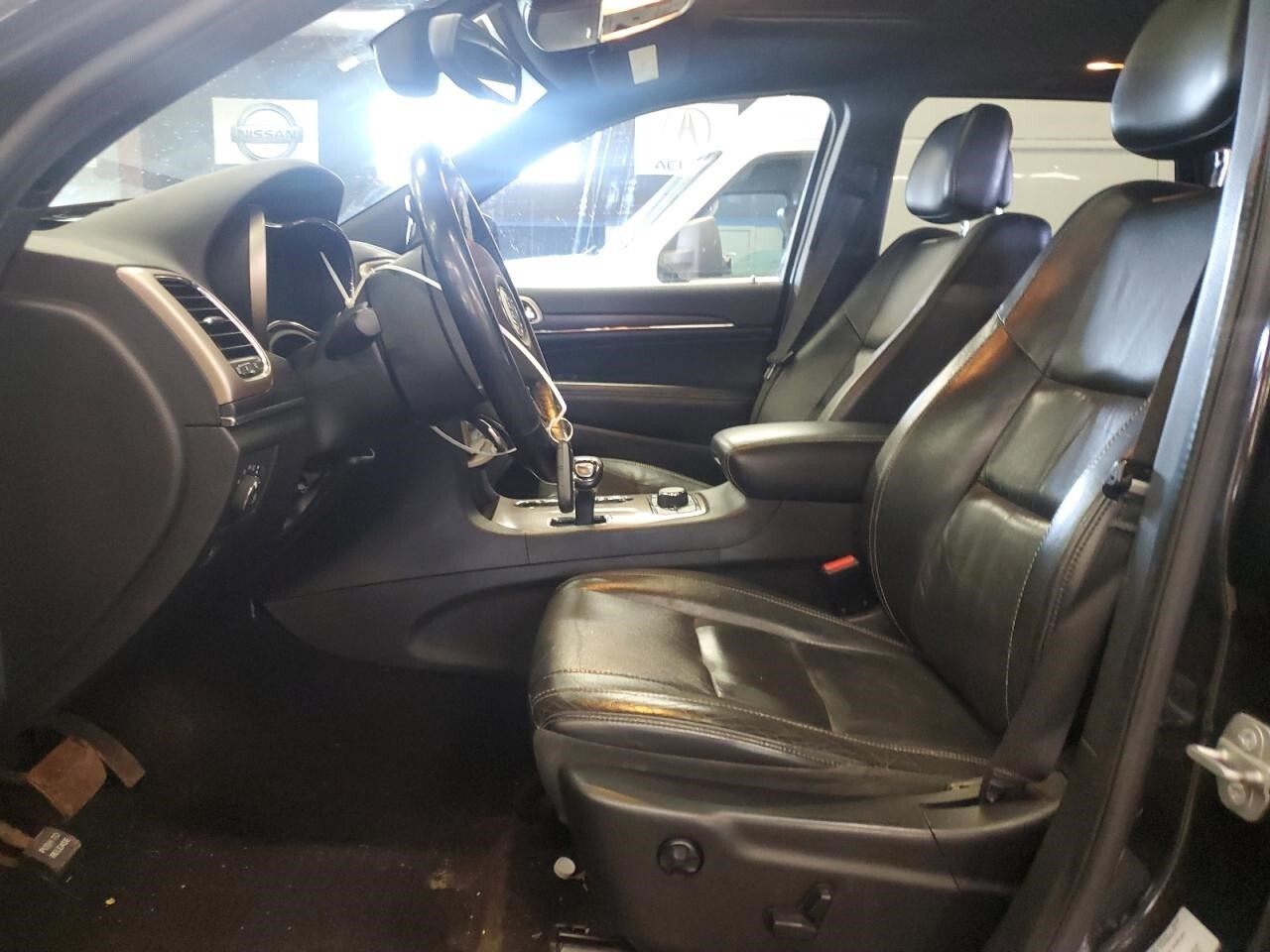 Used Deck Lid fits: 2015 Jeep Grand cherokee privacy tint glass w/rear view came