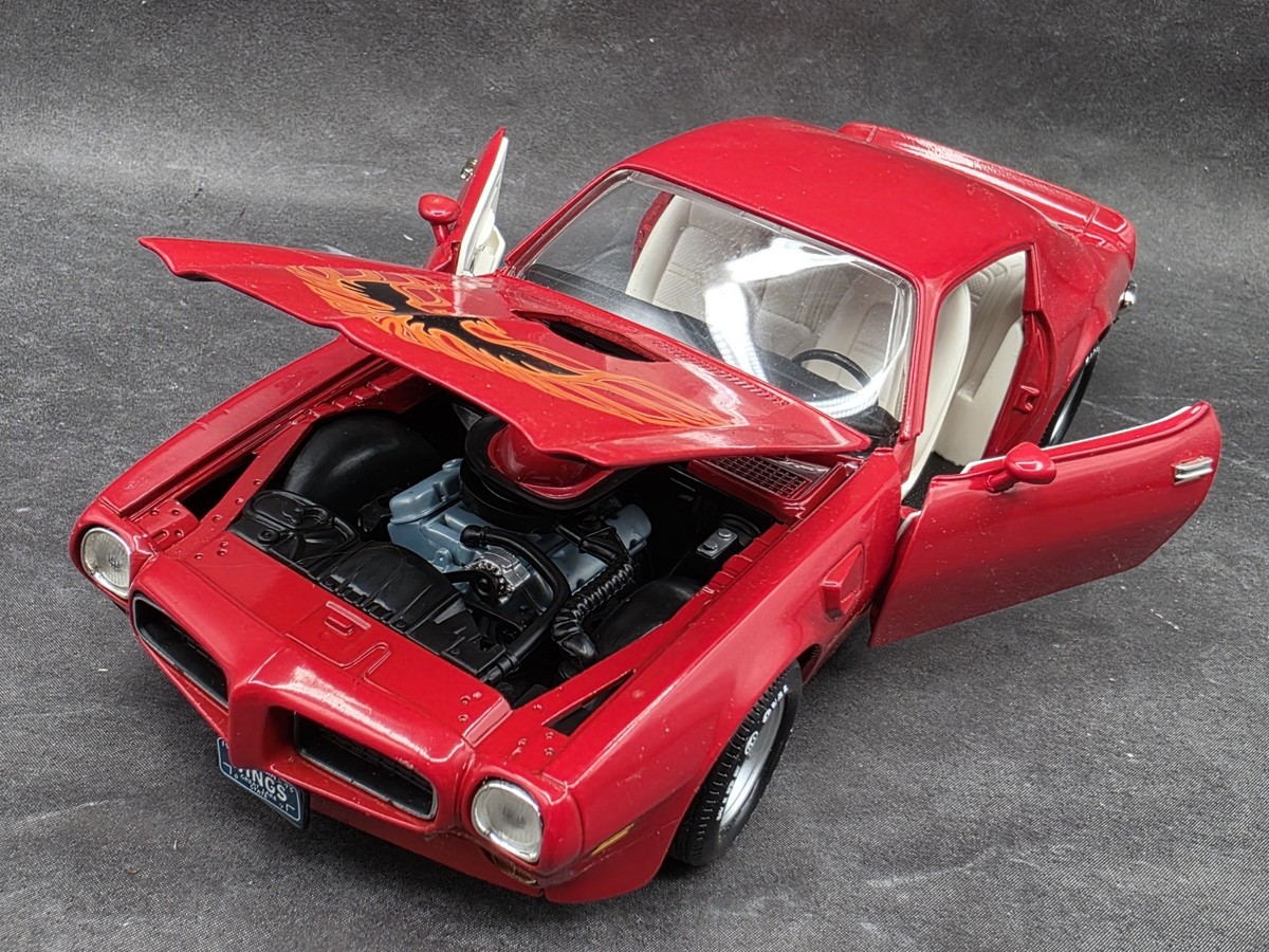 Ertl American Muscle 1973 Pontiac Firebird Trans AM 1:18 Scale