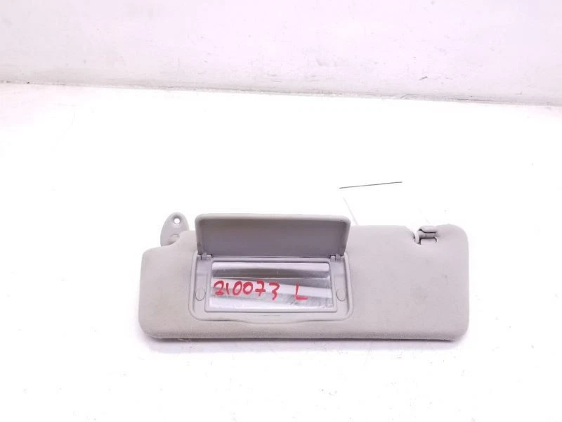 04 LEXUS ES330 DRIVER SIDE SUN SHADE VISOR  - Image 2 of 4