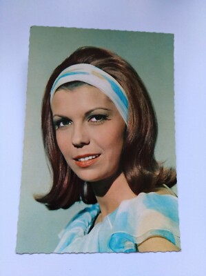 Nancy Sinatra, alte Autogramm/Postkarte, ISV, gezackter Rand, 60er Jahre