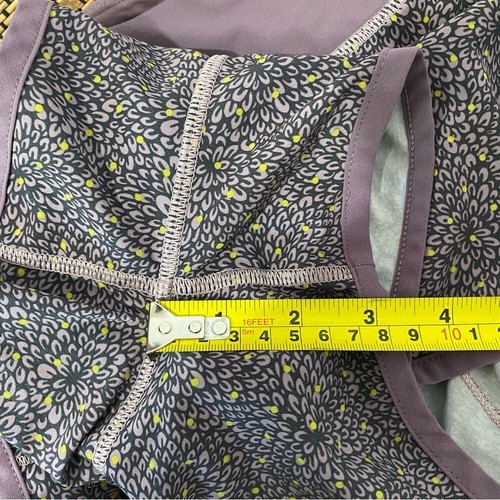 Lululemon Run Speed Short Size 10 Purple Dots Athletic Training Gym Lightweight - Picture 8 of 9