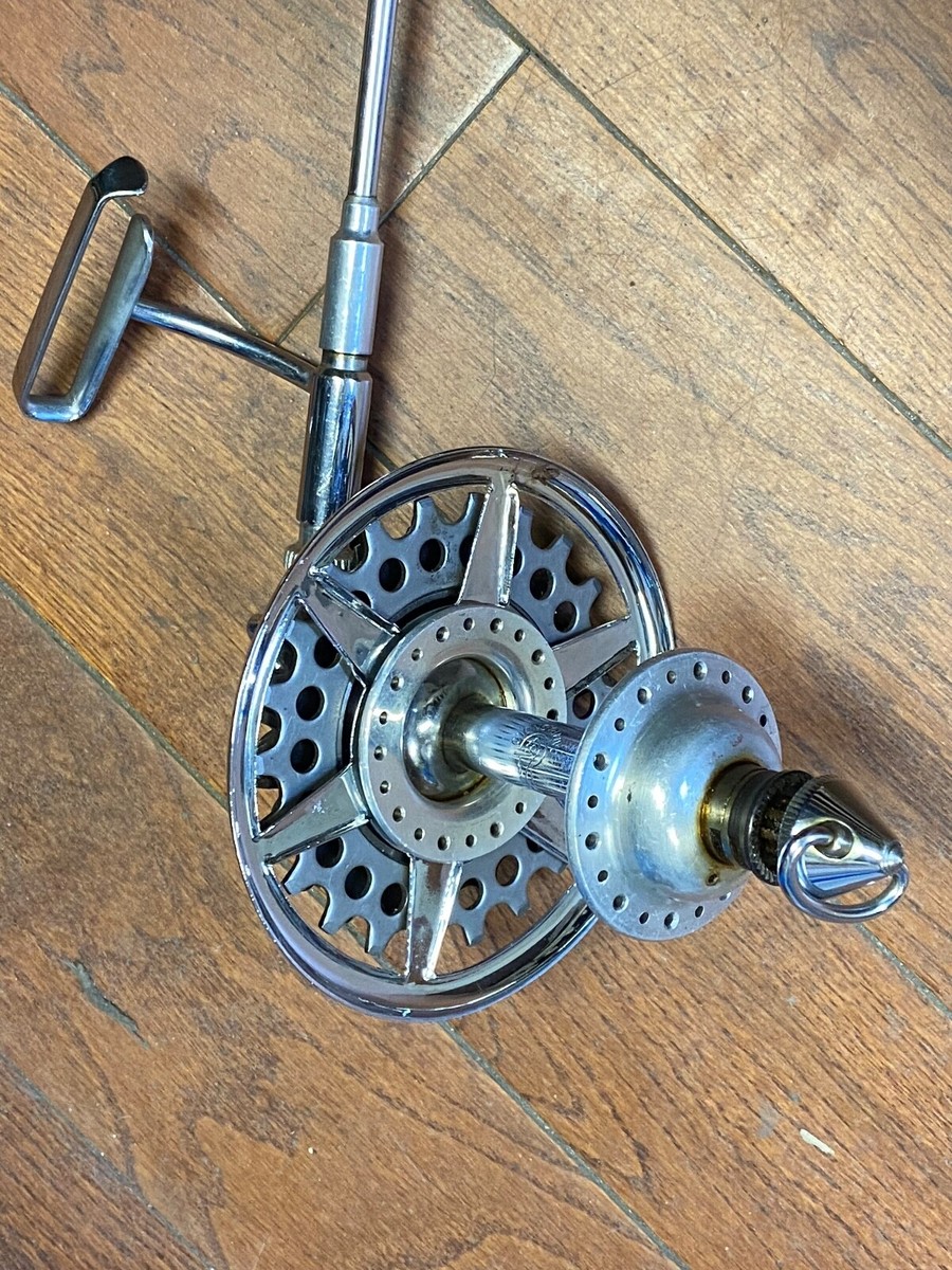 1949 Campagnolo Paris-Roubaix Rear Derailleur, Hub 1949 Campagnolo Paris-Roubaix Rear Derailleur, Hub