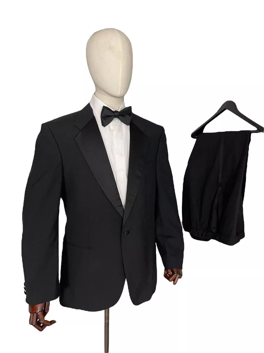 Marks & spencer dinner deals suits