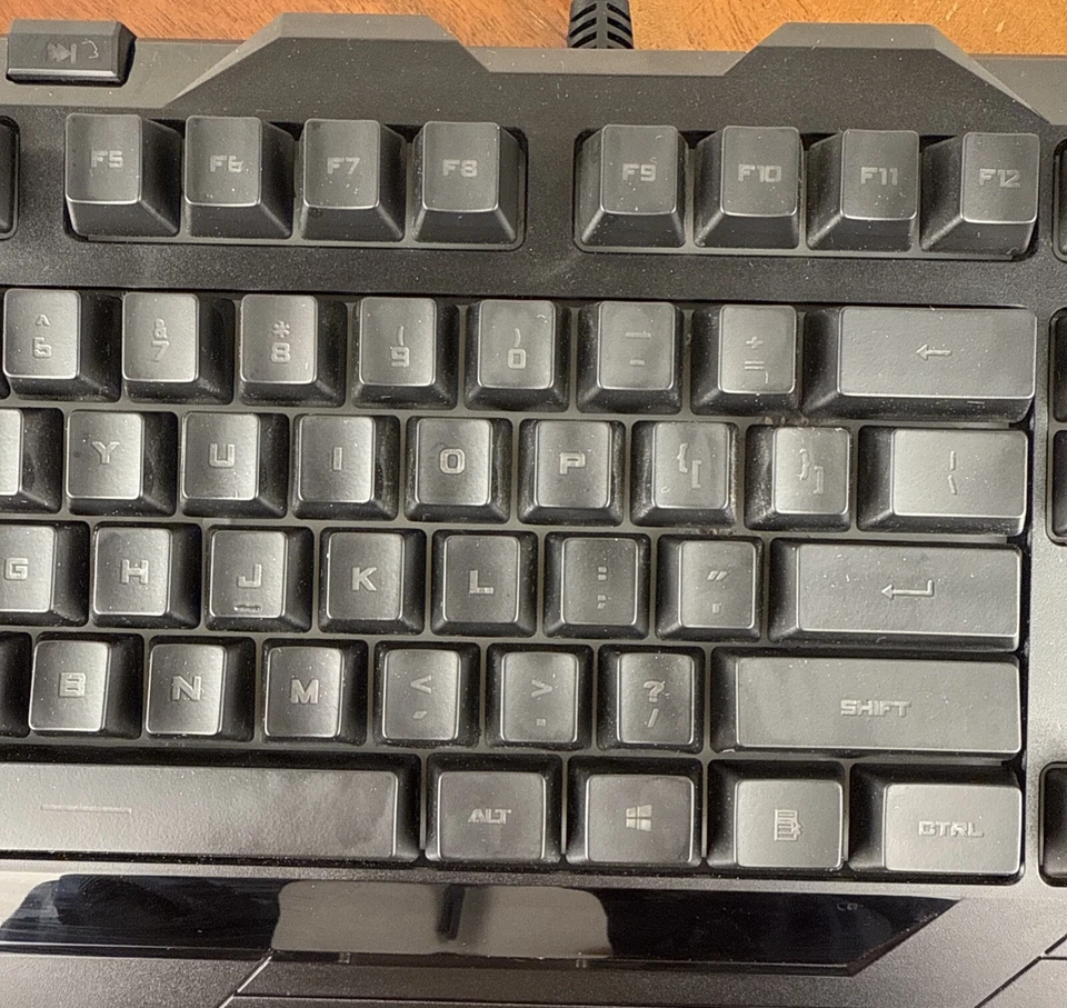 Cooler Master SGB-3010-KKMF2-US Devastator Gaming Keyboard + Mouse LED Lighted - Image 4 of 4