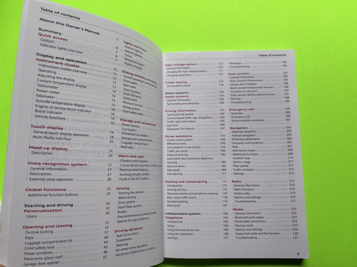 2021 AUDI Q5 Factory Owners Manual & Case *OEM* - Bild 6 von 8