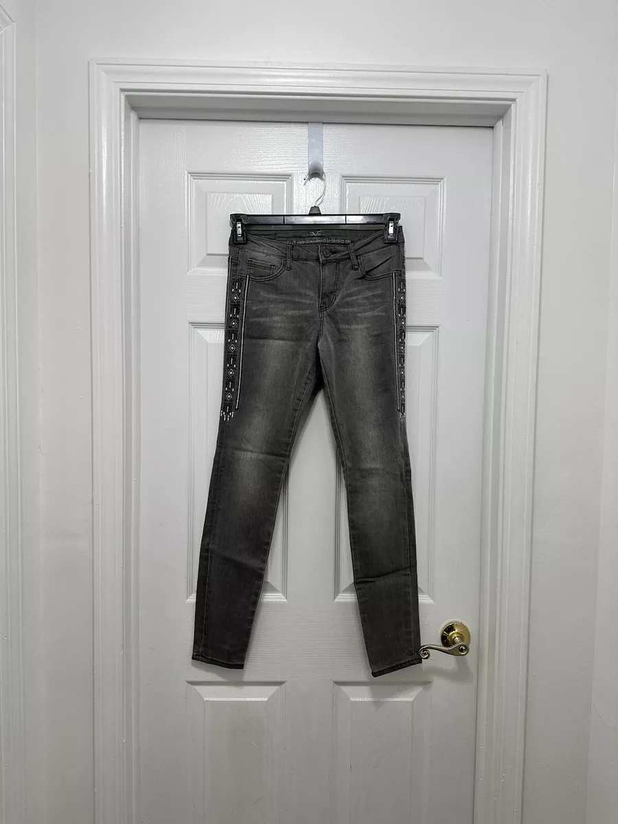 Abbigliamento sportivo hotsell jeans