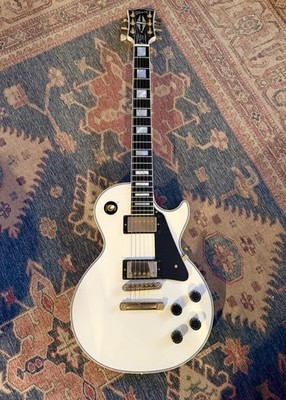 2017 Gibson Les Paul Custom Alpine White