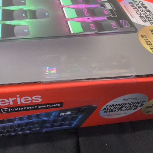 SteelSeries Apex Pro TKL 2023 Gaming Keyboard - Photo 2/6