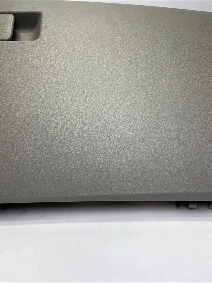 Guantera Hyundai Elantra 2017-2020 OEM 84510-F3000-PAQUETE gris Foto 4 de 4