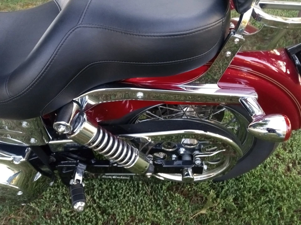 Harley-Davidson Dyna 2005  Foto 2 de 4