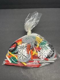 Assorted KNEX K&rsquo;nex Pieces Lot Of 84 + connectors / rods / Wheels / Tires STEM