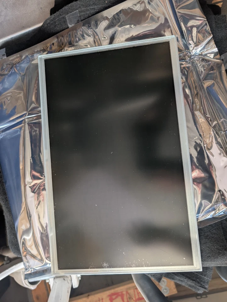 New Mitsubishi AA175TD01A - 17.5" TFT LCD - Image 3 of 4