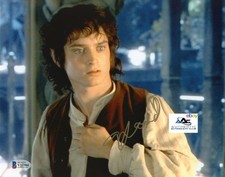 Precious! Ultimate Guide to Lord of the Rings Autographs  48