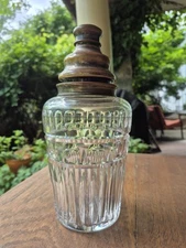Beautiful c.1940 Hawkes cut glass cocktail shaker