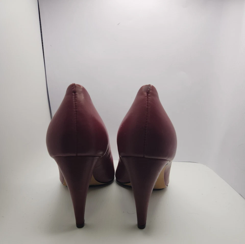 Vince Camuto Women's Heels 5M wine red fuax leather - Image 3 of 4