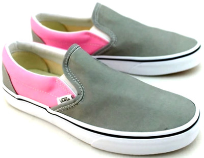 NEW by VANS, MEN'S SIZE 8 or WOMEN'S 9.5, CLASSIC SLIP-ON   SHOES, MSRP $55.00