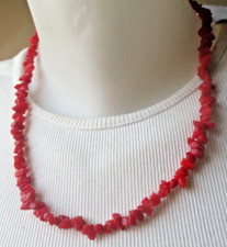Ancien collier de perles réglable faux corail rouge vif  bijou vintage 5386