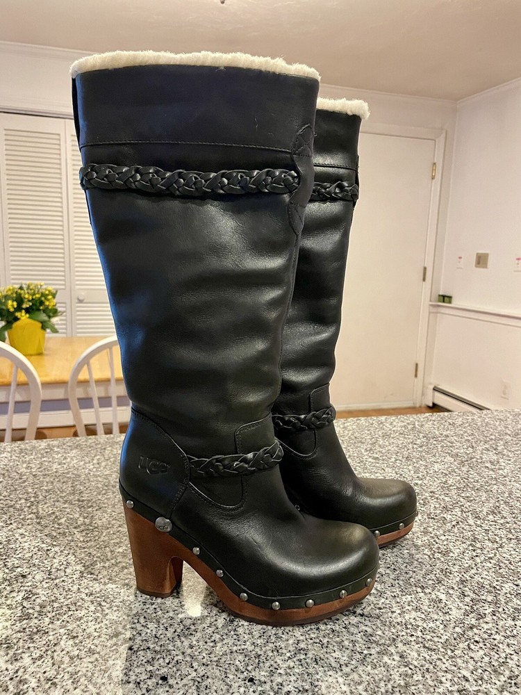 UGG AUSTRALIA Savanna Tall Knee High Boot Clog Size 6