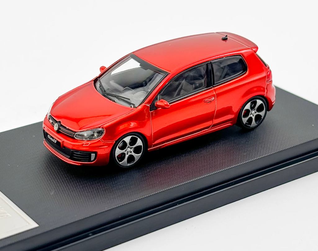 ミニカー Volkswagen Golf GTI YONEZAWATOYS 2016 Volkswagen Golf MK7 VII GTI Blue Motor Max 6216 1:64
