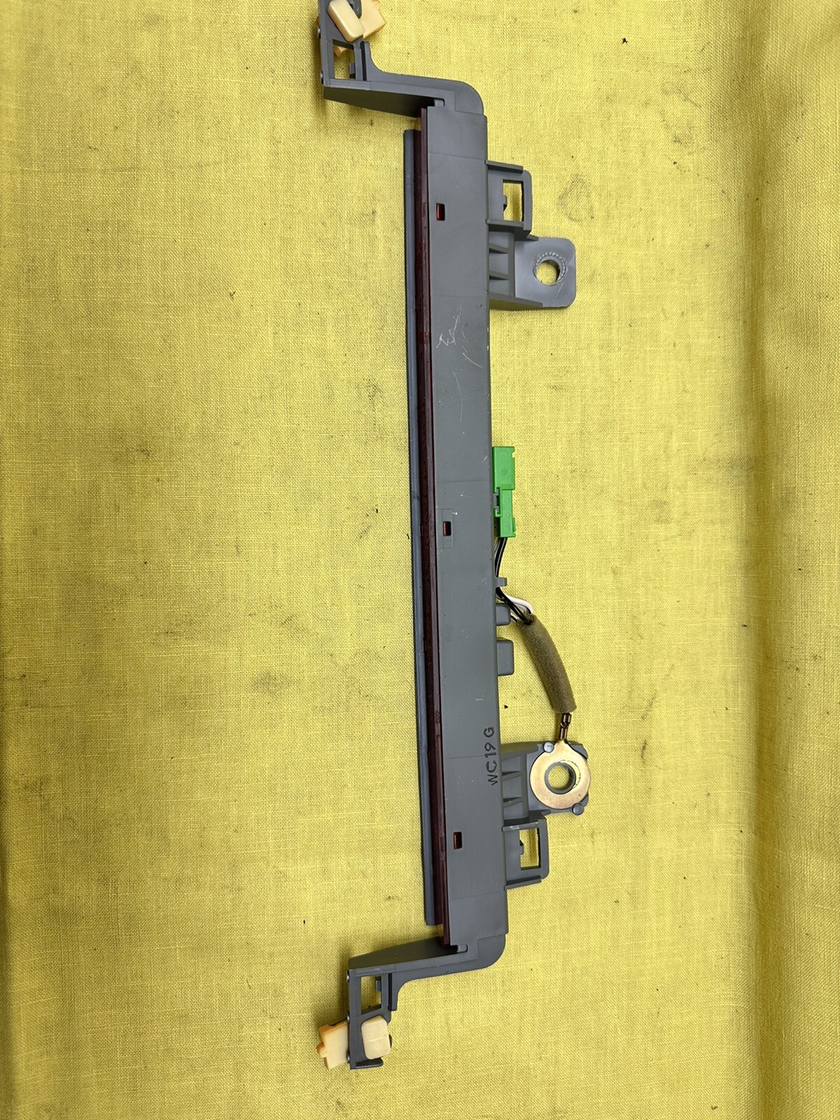 0508 Acura RL Third Brake Light OEM Rear Center Brake Light *All LEDs