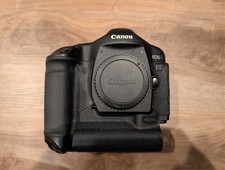 AS-IS - FOR PARTS/REPAIR - Canon 1D Mark II N 8.2mp Camera Body Only