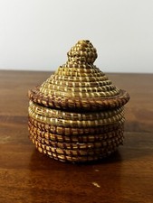 Handmade handcrafted Woven basket with lid native weave straw Trinket Box