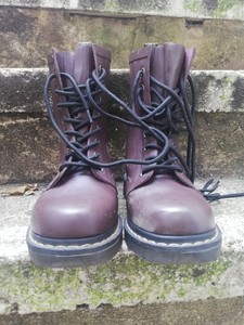 dr martens airwair vegan