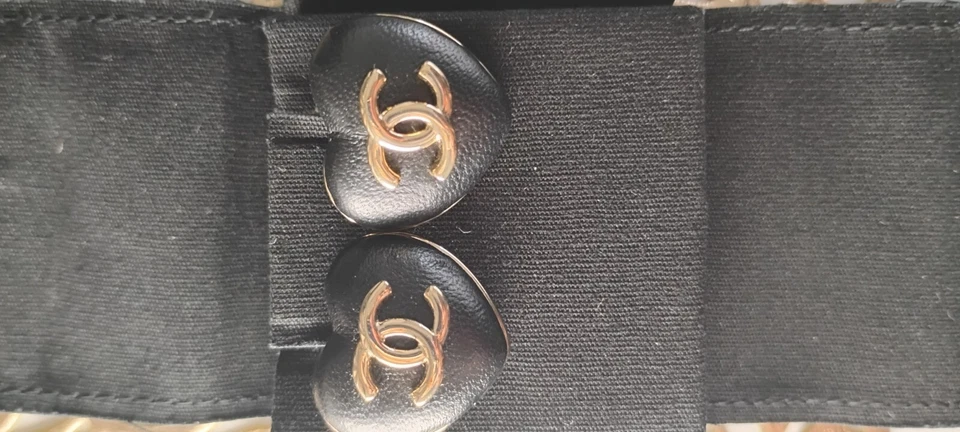 Auténticos pendientes de piel de cordero Foto 2 de 4